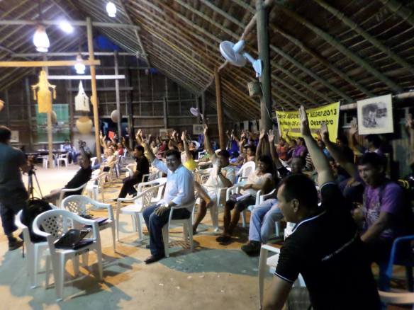 Participantes da reunião aprovam o relatório de atividades e o plano bienal 2014-2015 da CRRN-Funai