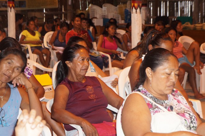 Participantes da oficina realizada na Casa dos Sabres da FOIRN. Foto: SETCOM/FOIRN