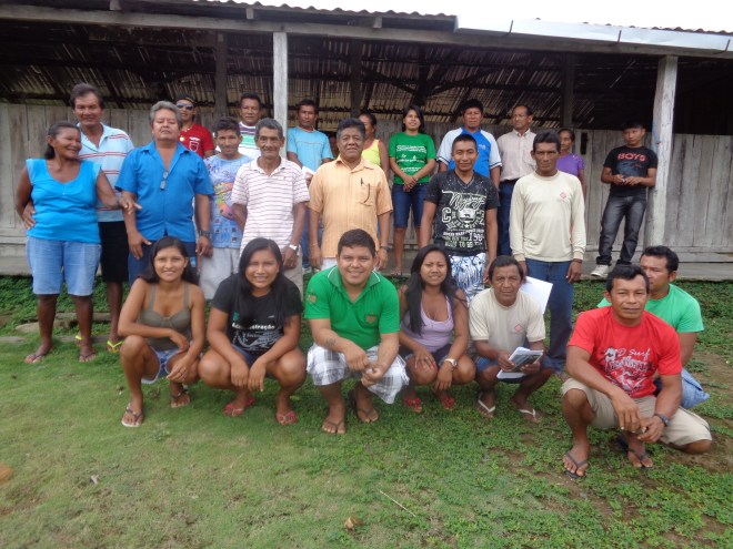 Participantes da Assembleia da ACIBRN em São Pedro, Baixo Rio Negro. FOTO: SETCOM/FOIRN