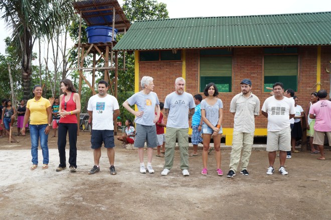 Representantes de instituições parceiras do Projeto Pimenta Baniwa durante a inauguração . Foto: SETCOM/FOIRN