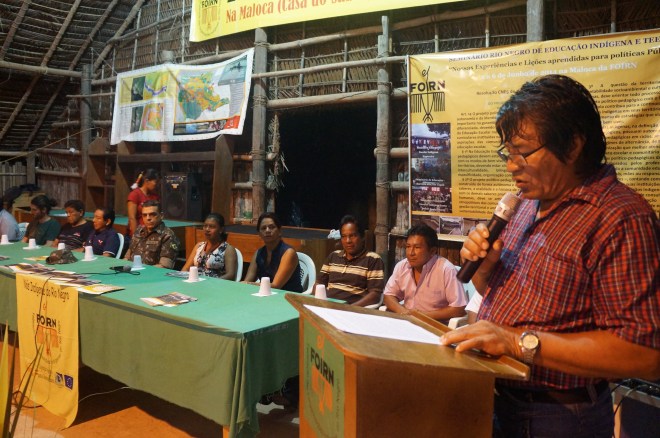 Diretor Renato Matos lendo a carta de comemoração de 28 anos da FOIRN. Foto: SETCOM/FOIRN