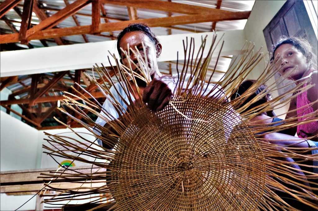 Oficina da FOIRN aprimora arte da cestaria dos povos Hupdah, cada vez mais&nbsp;valorizada