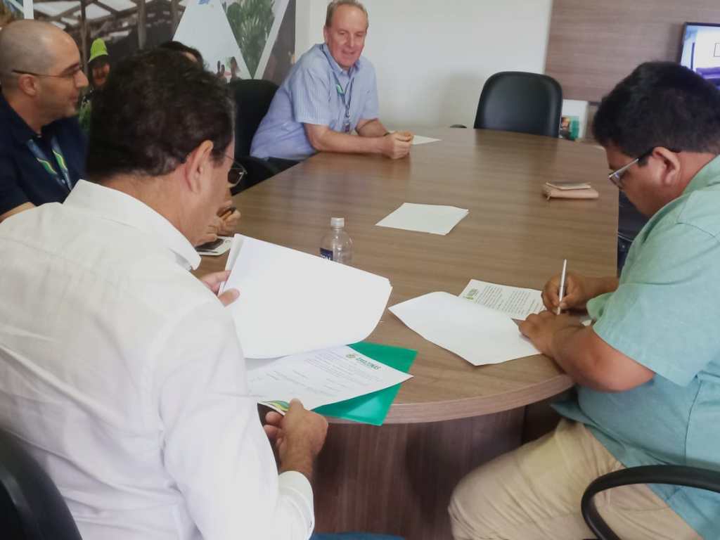 FOIRN ASSINA TERMO DE COOPERAÇÃO COM A SEPROR EM&nbsp;MANAUS